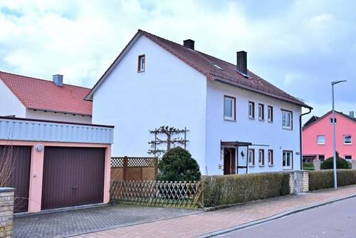 Haus und Garage - 