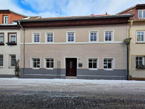 Wohnhaus Straßenansicht - Reihenmittelhaus im historischen Stadtkern von Harzgerode