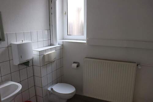 Sanitärbereich Gewerbe - 