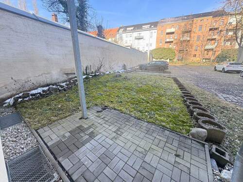 Terrasse & Garten - Etagenwohnung mit 55,70 m&sup2; in Leipzig zur Miete