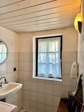 zweites Bad im EG - 