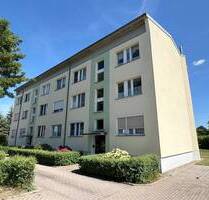 Sonne auf dem Balkon: Attraktive 2-Raumwohnung in Glaubitz!