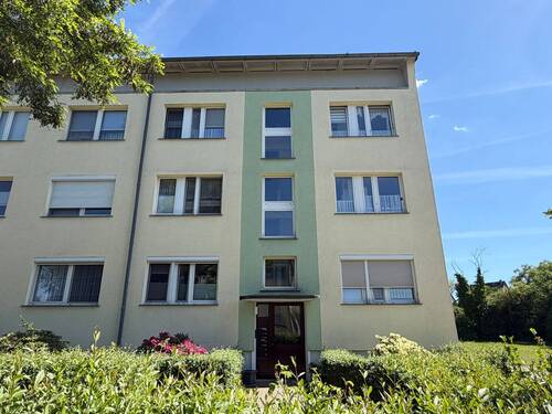 Außenansicht - 2 Zimmer Etagenwohnung zum Kaufen in Glaubitz