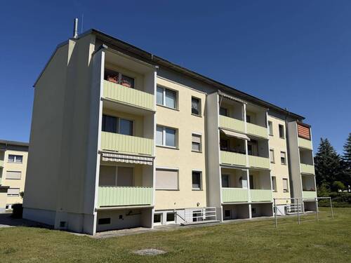 Außenansicht - Etagenwohnung mit 49,20 m&sup2; in Glaubitz zum Kaufen