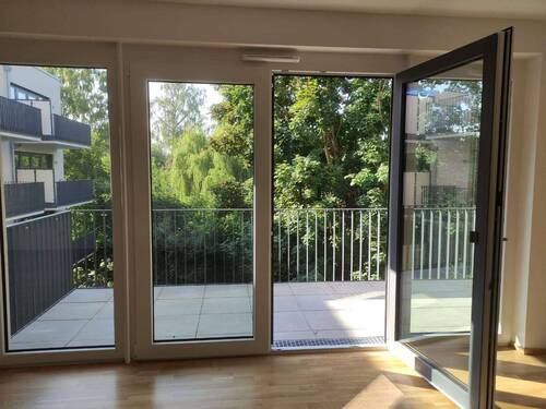 Zugang zum Balkon - 2 Zimmer Etagenwohnung in Forchheim