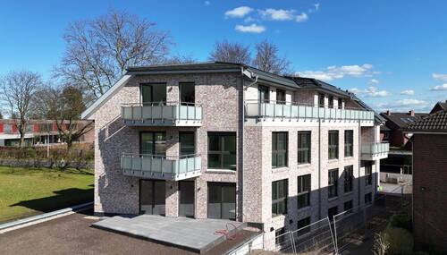 Blick vom Garten.jpg - Moderne Gartenwohnung in Bestlage mit 2 Tiefgaragenstellplätzen