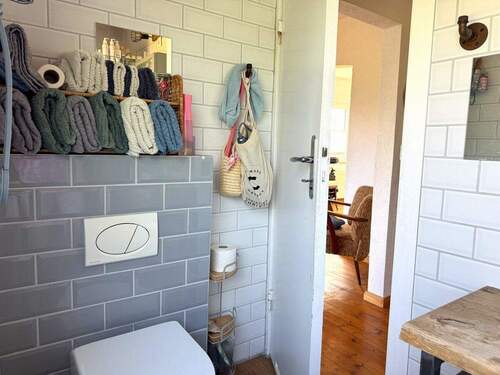 Im Badezimmer - 