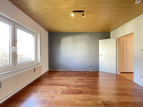 EG Schlafen - 8 Zimmer Mehrfamilienhaus, Wohnhaus in Rückersdorf