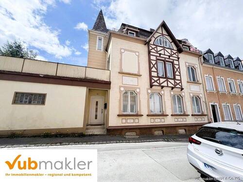 VUB0002431-1 - Zweifamilienhaus in Rehau mit großzügiger Wohnfläche und vielseitiger Nutzung