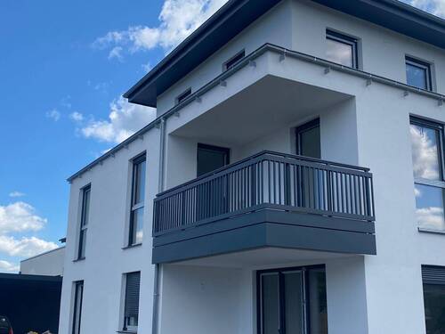 Musterbeispiel Balkon - Doppelhaushälfte mit 190,00 m² in Kirchlengern zur Miete