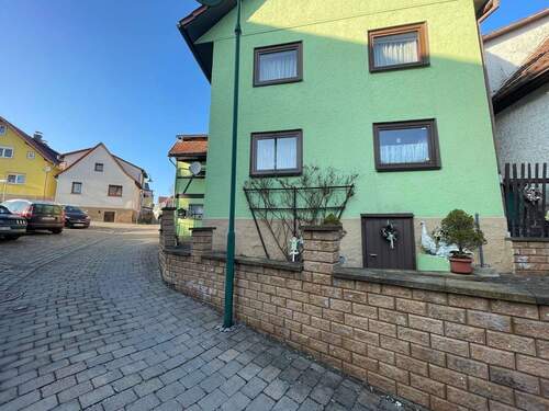 Außenansicht - 5 Zimmer Einfamilienhaus zum Kaufen in Grabfeld