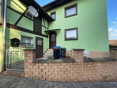 Außenansicht - 5 Zimmer Einfamilienhaus in Grabfeld