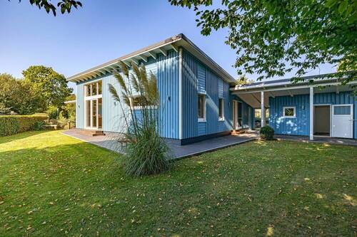 Verschiedene Terrassen - Modernes Holzhaus in traumhafter Umgebung