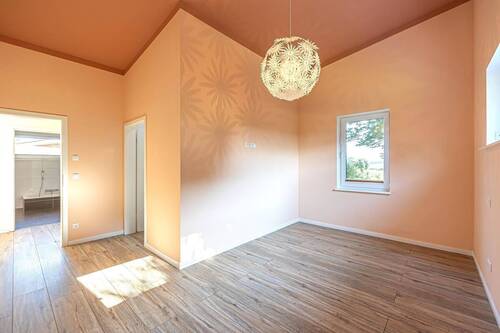 Schlafzimmer mit Ankleide - 