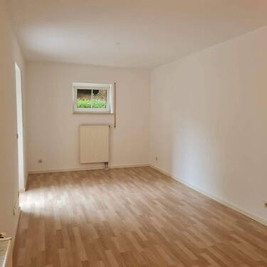 Wohnzimmer - 2 Zimmer Terrassenwohnung in Döbeln