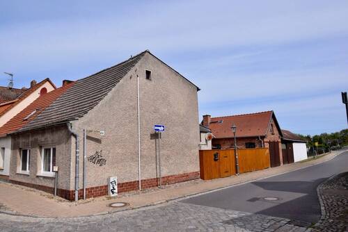 Bild 1 - Wohnglück mit Gartenidylle für Groß und Klein