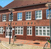 Loftwohnungen in der Altstadt? - 195.000,00&nbsp;EUR Kaufpreis, ca.&nbsp; 182,00&nbsp;m&sup2;&nbsp;Wohnfl&auml;che in Tönning (PLZ: 25832)