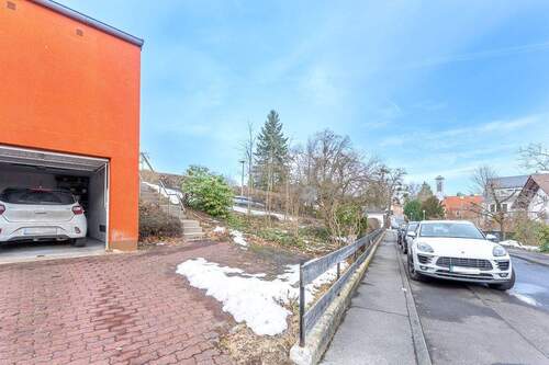 Stellplatz - Etagenwohnung mit 72,60 m&sup2; in Kassel / Brasselsberg zum Kaufen