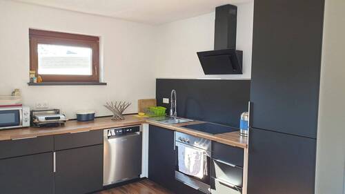 Bild 1 - Helle, modernisierte 3-Zimmer-Wohnung mit Wintergarten