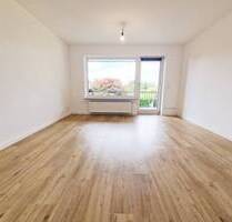 Helle 3-Zimmer-Wohnung (80 m²) im Herzen von Heide - frisch renoviert