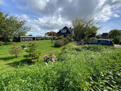 Grundstücksansicht - 9 Zimmer Einfamilienhaus in Nebel