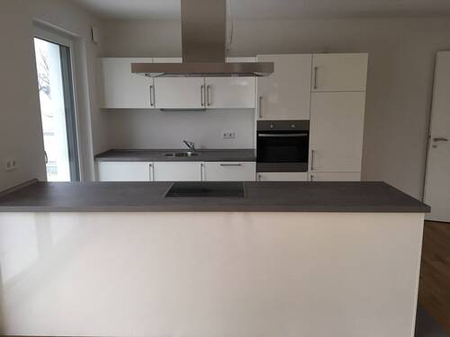 Küche.JPG - 4-Zimmer Wohnung inkl. Küche & schöner Dachterrasse