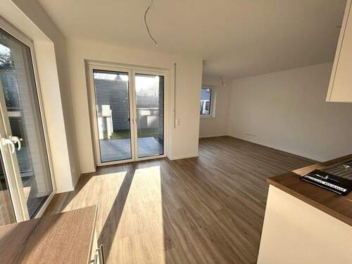 Wohn-/Essbereich - Etagenwohnung mit 66,70 m&sup2; in Oldenburg zur Miete