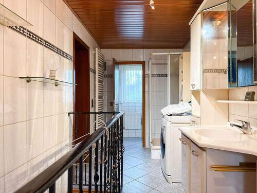 Badezimmer Rückansicht - 