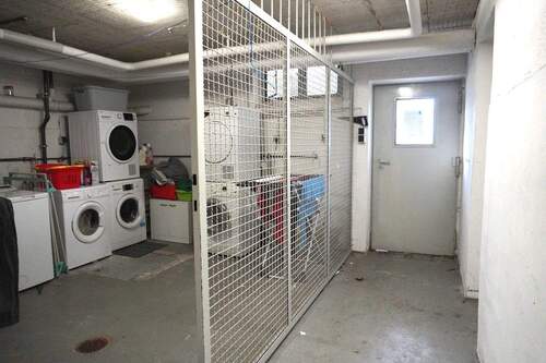 Trockenkeller & Ausgang - 