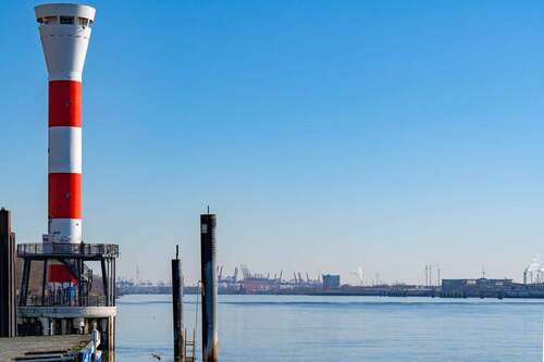 Weitblick zum Hafen - 