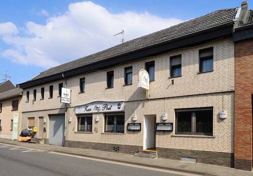 Hausansicht - 1 Zimmer Mehrfamilienhaus, Wohnhaus zum Kaufen in Swisttal - Miel