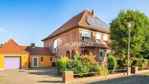 Außenansicht 1 - Ein Haus voller Möglichkeiten: Ihr MFH in Twistringen mit 4 WE und großem Grundstück