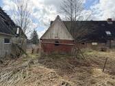 Altes Backsteingebäude auf Hof - 4 Zimmer Mehrfamilienhaus, Wohnhaus in Osten