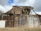 Verfallene Scheune mit Reetdach - Mehrfamilienhaus, Wohnhaus mit 110,00 m&sup2; in Osten zum Kaufen