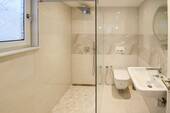 Duschbad UG kleines Haus - 