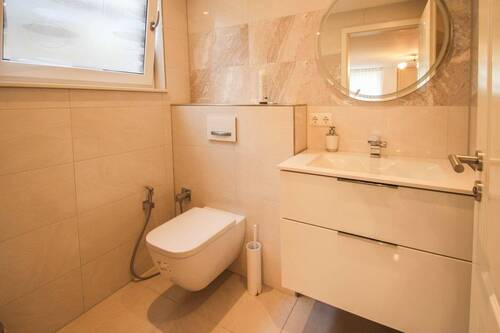 Duschbad UG Haupthaus - 