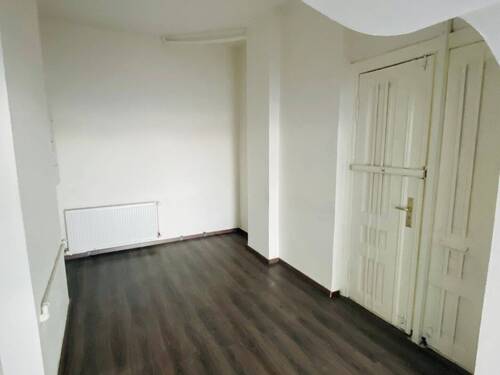 Hinterer Bereich - Gewerbeobjekt (Büro, Produktion, Verkauf) in Berlin zur Miete