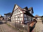 IMG_9887.JPG - Individuelles Einfamilienhaus mit Nebengebäude in Weitramsdorf