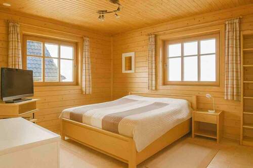 Schlafzimmer - Einfamilienhaus mit 74,00 m&sup2; in Bad Salzuflen zum Kaufen