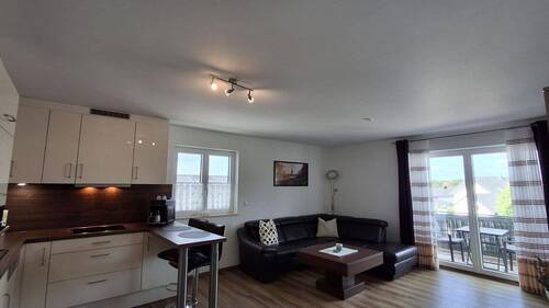 Wohn- Essbereich - 3 Zimmer Etagenwohnung zum Kaufen in Adlkofen