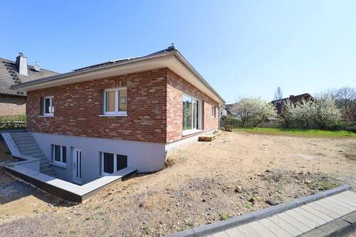 Hausansicht - Einfamilienhaus mit 174,90 m&sup2; in Swisttal zum Kaufen