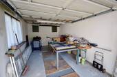Garage mit Grube - 