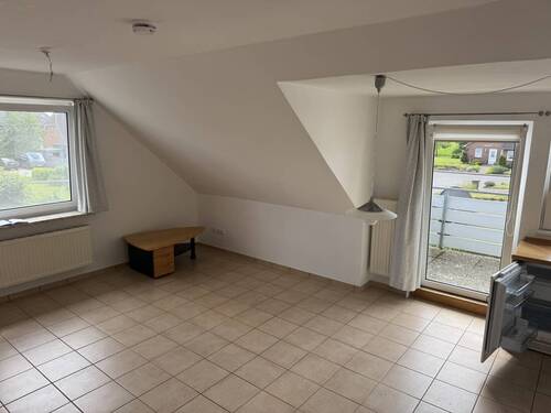 Wohnbereich - 2 Zimmer Etagenwohnung in Westerdeichstrich