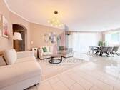 mit angrenzendem Wohnzimmer - 4 Zimmer Etagenwohnung in Bramsche