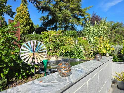 Verspielte Details im Garten - 6 Zimmer Einfamilienhaus in Coburg