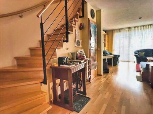 Wohnzimmer - 5 Zimmer Doppelhaushälfte in Ötigheim