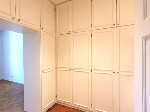 Ankleide mit Einbauschrank - 