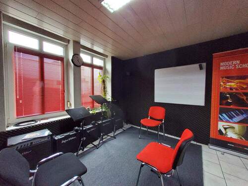 20250417_132457.jpg - 4 Zimmer Büro zur Miete in Merzig