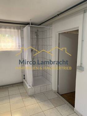 Dusche im Keller (Sauna) - 