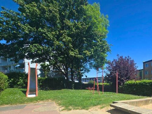 Spielplatz zur gemeinschaftlichen Nutzung - 